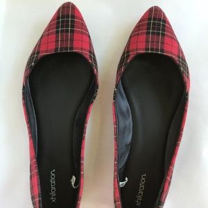 Xhilaration Plaid Flats